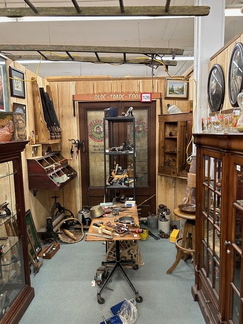 St. Jacobs - Olde Trade Tools booth